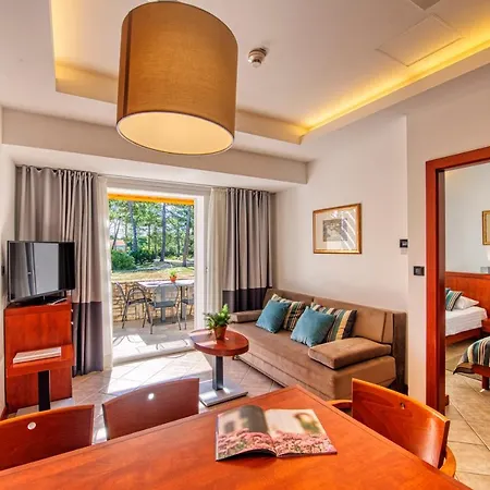 Resort Zaton 4*