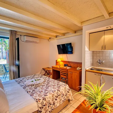 Resort Zaton 4*