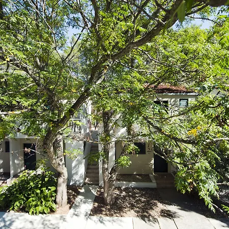 자톤 홀리데이 리조트 4*