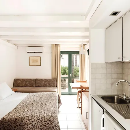 Resort Zaton Nin