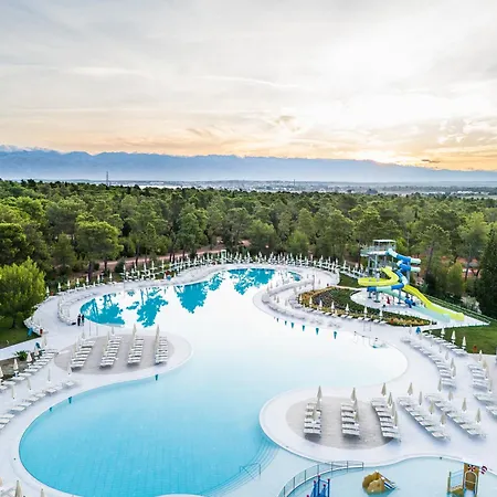 Zaton Rezort 4*
