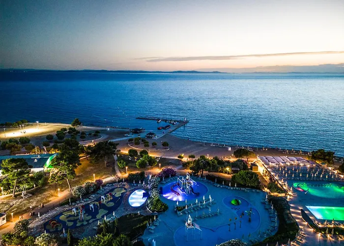 Курортный комплекс Zaton Нин