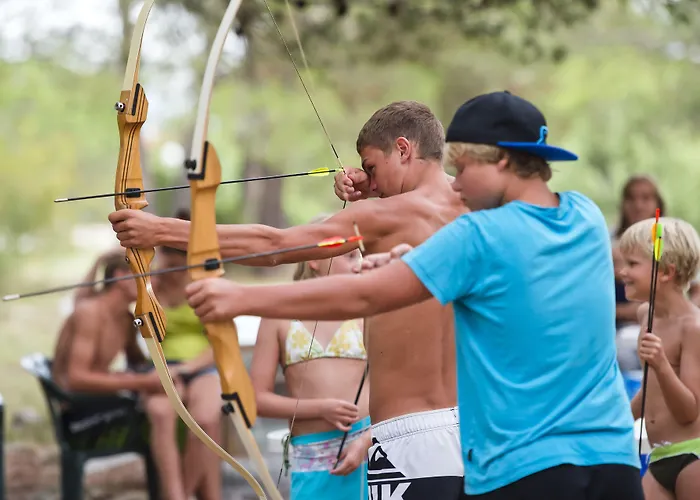 Zaton Курортный комплекс Нин